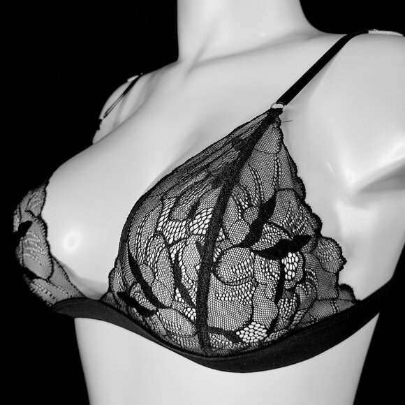 COMMANDO LOVE BRALETTE - Picture 2 of 6